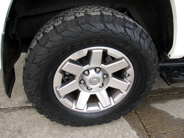 2015 Toyota 4Runner 4WD 4dr V6 Trail Premium - 22961008 - 32