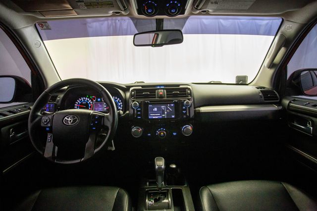 2015 Toyota 4Runner 4WD 4dr V6 TRD Pro - 22949145 - 11