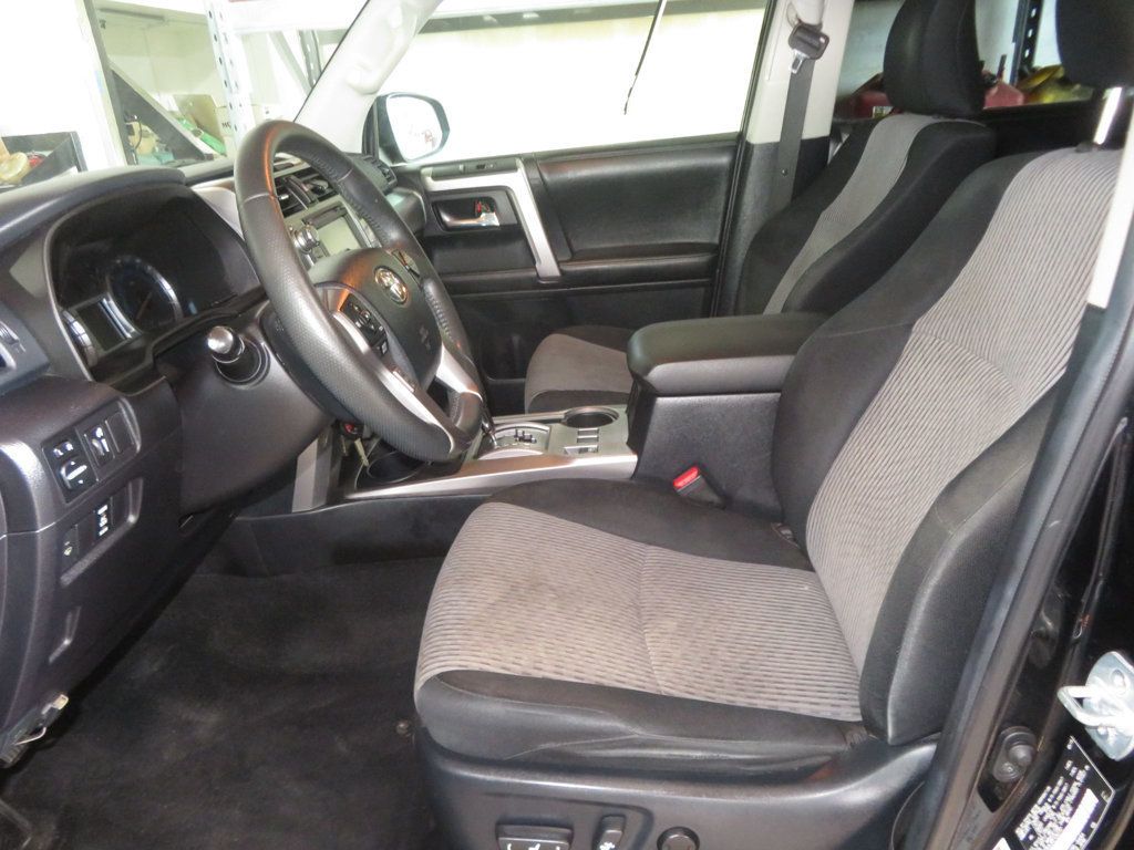 2015 Toyota 4Runner 4X4 V6 4.0 EXTRA CLEAN 4RUNNER AZ TRUCK BLACK BEAUTY - 23063528 - 15