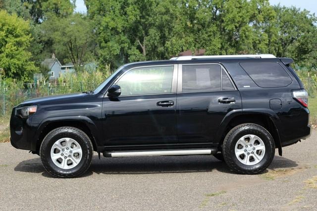 2015 Toyota 4Runner ONE OWNER SR5 PREMIUM W/ NAVIGATION, MOONROOF, LEATHER - 23053265 - 16