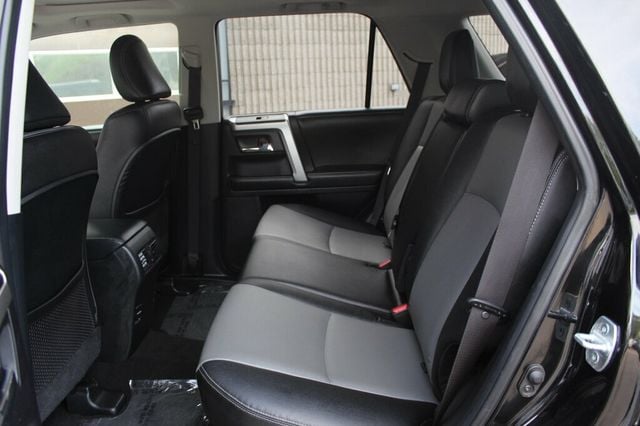 2015 Toyota 4Runner ONE OWNER SR5 PREMIUM W/ NAVIGATION, MOONROOF, LEATHER - 23053265 - 25