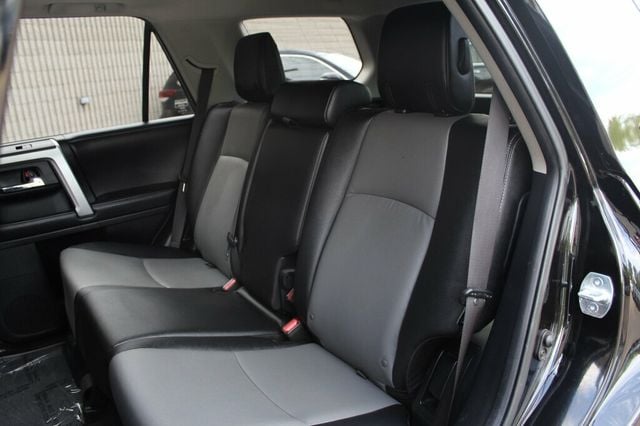 2015 Toyota 4Runner ONE OWNER SR5 PREMIUM W/ NAVIGATION, MOONROOF, LEATHER - 23053265 - 26