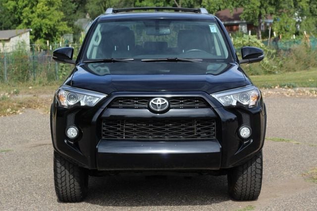 2015 Toyota 4Runner ONE OWNER SR5 PREMIUM W/ NAVIGATION, MOONROOF, LEATHER - 23053265 - 3
