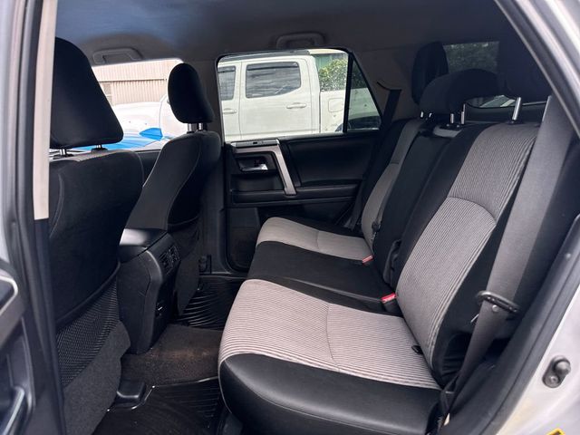 2015 Toyota 4Runner RWD 4dr V6 SR5 - 23046334 - 13