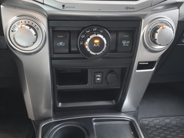 2015 Toyota 4Runner RWD 4dr V6 SR5 - 22973479 - 17