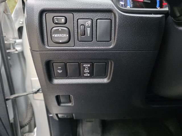 2015 Toyota 4Runner RWD 4dr V6 SR5 - 22973479 - 21