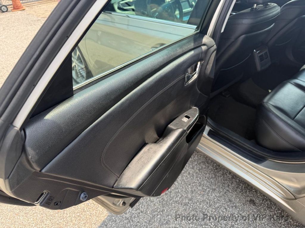 2015 Toyota Avalon 4dr Sedan XLE - 22919674 - 14