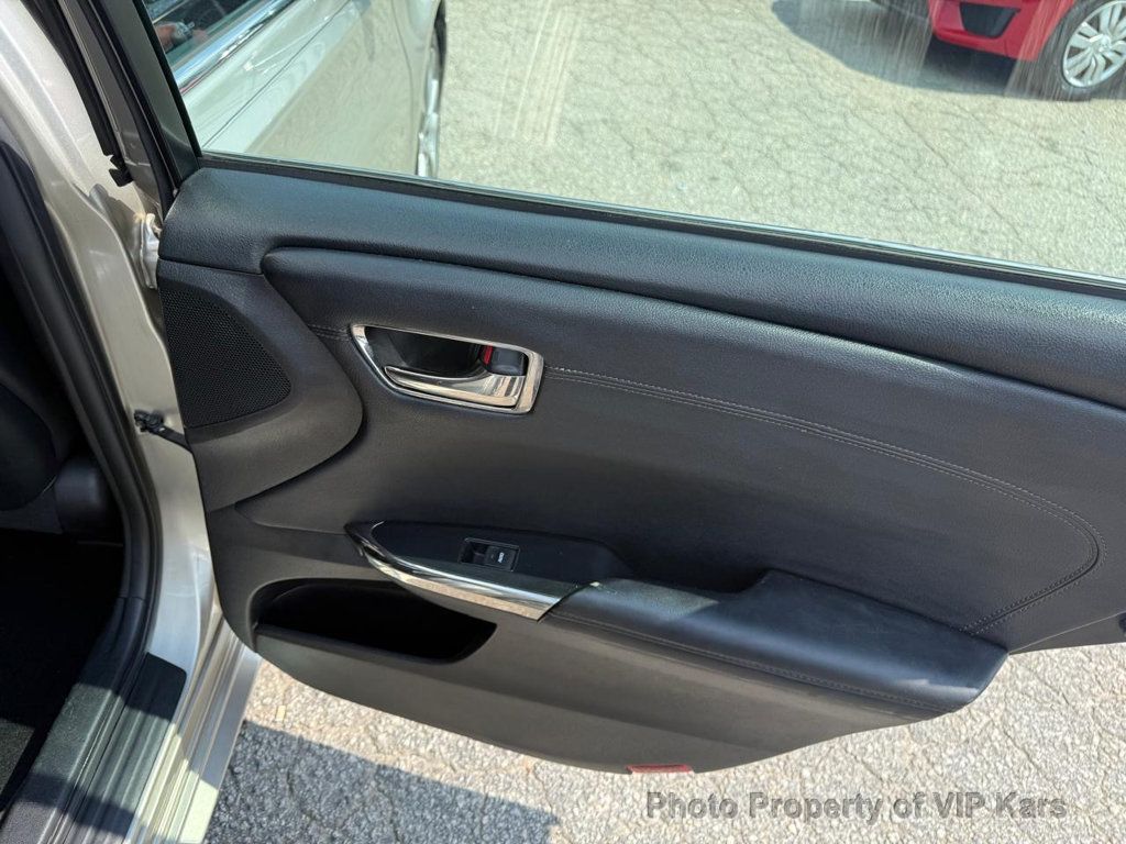 2015 Toyota Avalon 4dr Sedan XLE - 22919674 - 18