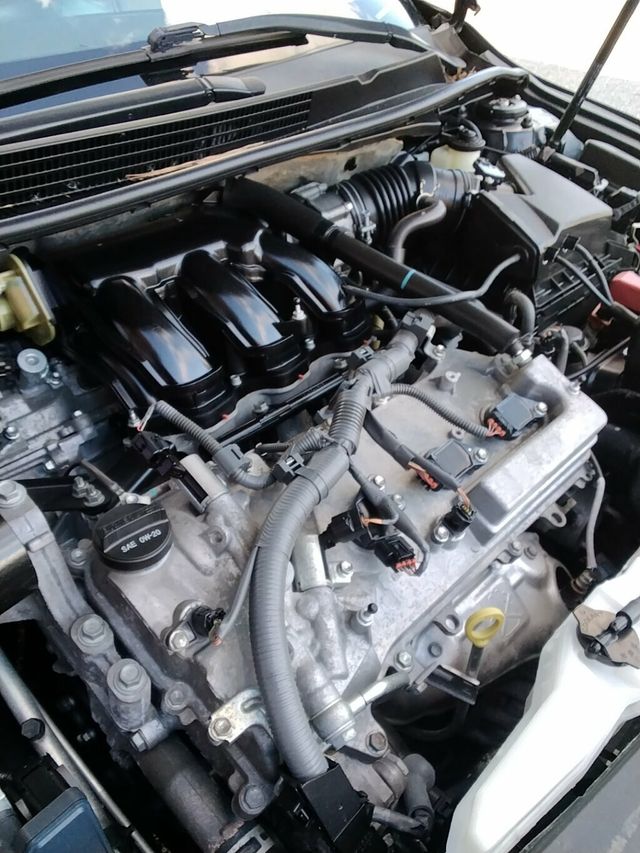 2015 Toyota Avalon 4dr Sedan XLE - 22944350 - 24