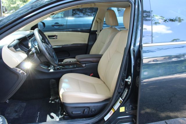2015 Toyota Avalon 4dr Sedan XLE Touring - 23039680 - 12