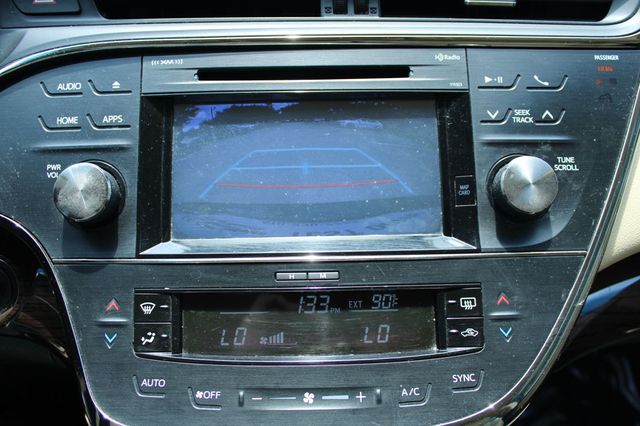 2015 Toyota Avalon 4dr Sedan XLE Touring - 23039680 - 17
