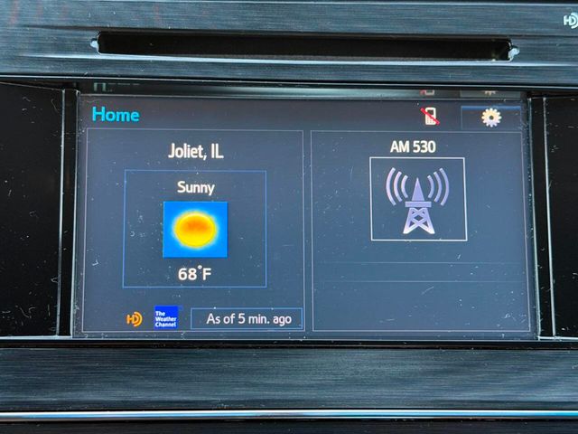 2015 Toyota Avalon XLE 4dr Sedan - 22986772 - 40