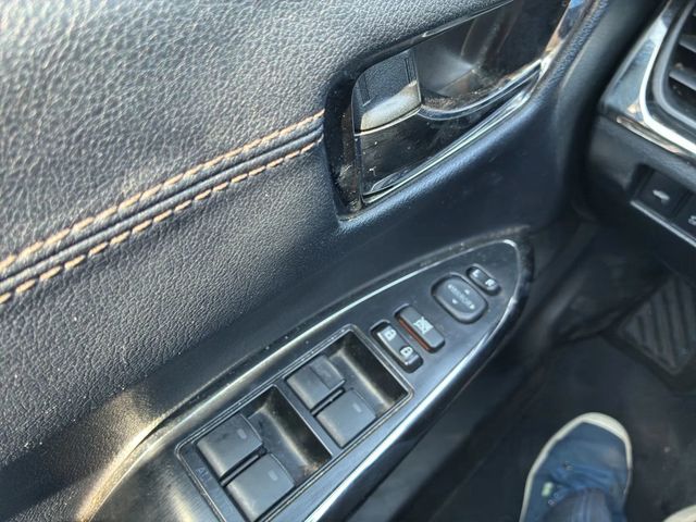 2015 Toyota Avalon XLE Sedan 4D - 23064618 - 11