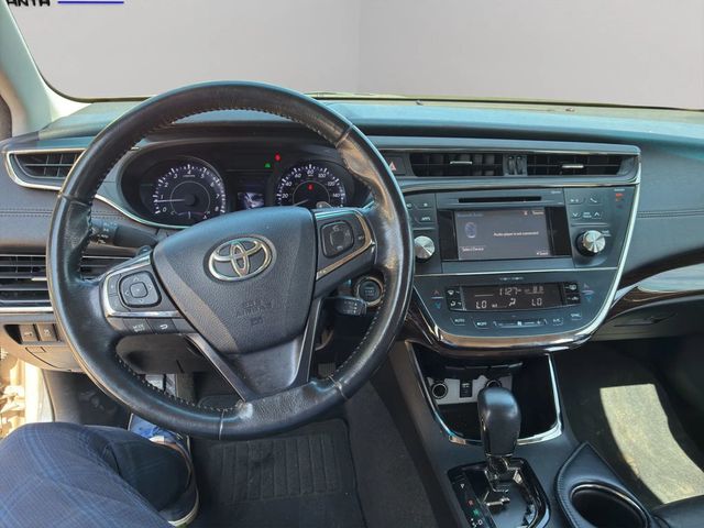 2015 Toyota Avalon XLE Sedan 4D - 23064618 - 13