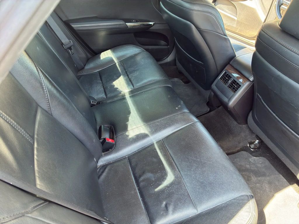 2015 Toyota Avalon XLE Sedan 4D - 23064618 - 22
