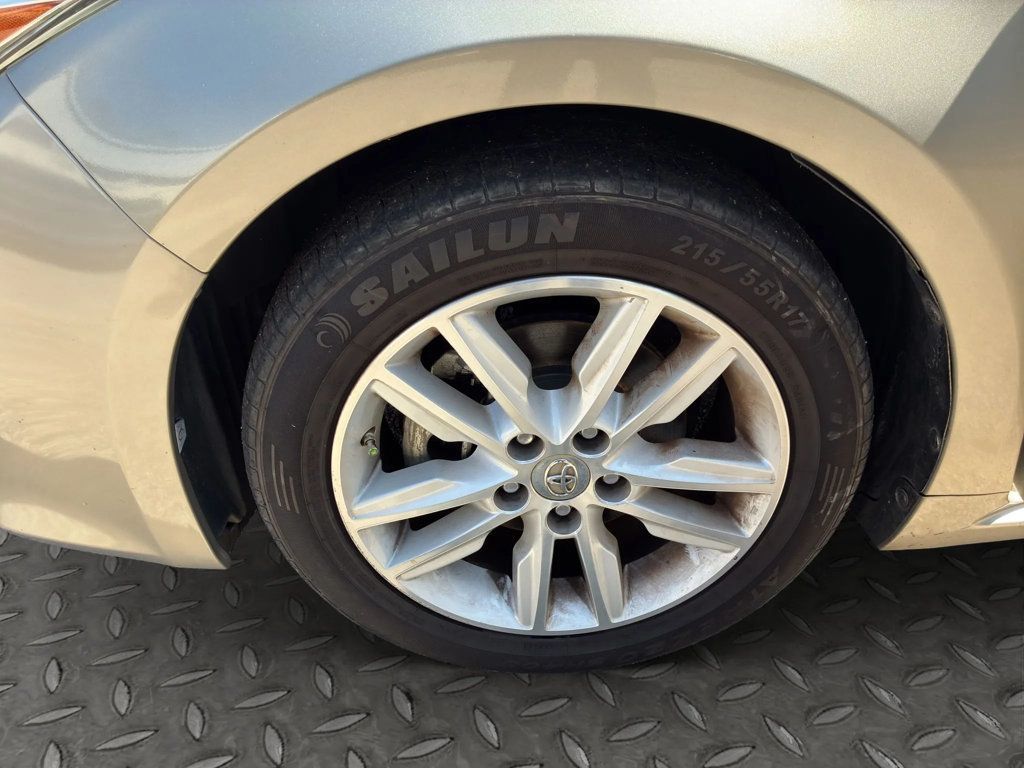 2015 Toyota Avalon XLE Sedan 4D - 23064618 - 25