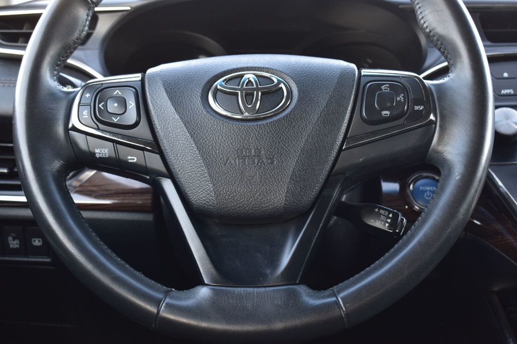 2015 Toyota Avalon Hybrid 4dr Sedan Limited - 22364769 - 25