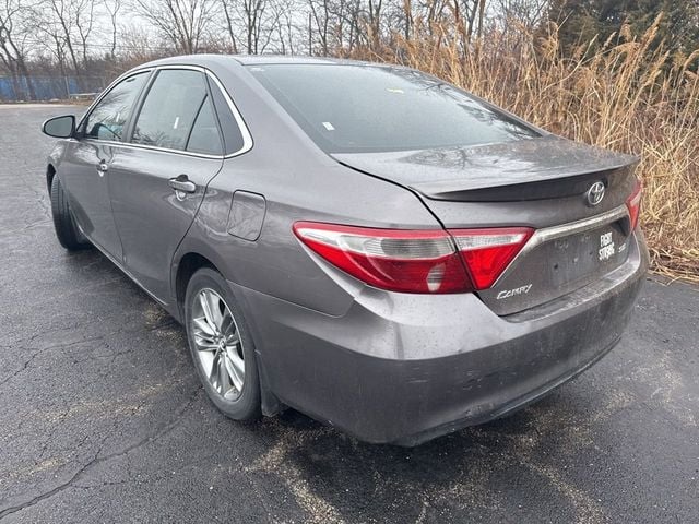 2015 Toyota Camry  - 22995558 - 1