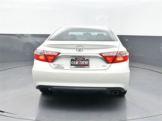 2015 Toyota Camry  - 22968082 - 17
