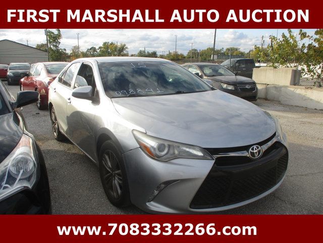 2015 Toyota Camry 4dr Sedan I4 Automatic LE - 22942747 - 2