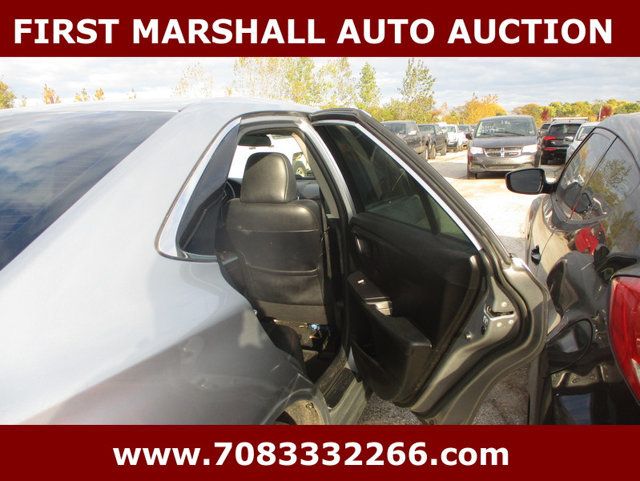 2015 Toyota Camry 4dr Sedan I4 Automatic LE - 22942747 - 8