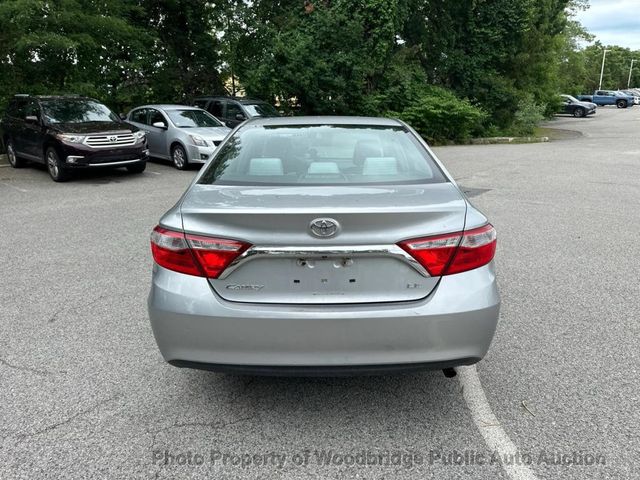 2015 Toyota Camry 4dr Sedan I4 Automatic LE - 23043736 - 3