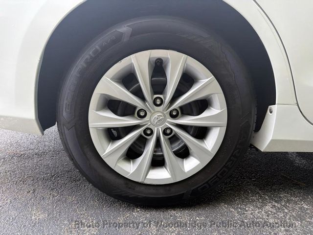 2015 Toyota Camry 4dr Sedan I4 Automatic LE - 23063734 - 13