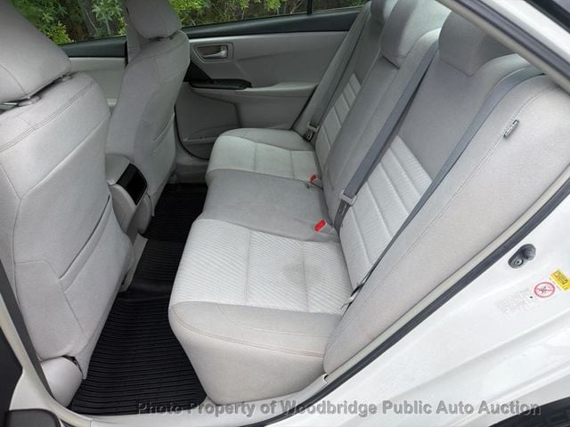 2015 Toyota Camry 4dr Sedan I4 Automatic LE - 23063734 - 8
