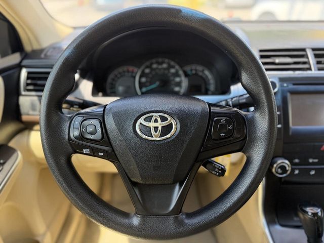 2015 Toyota Camry 4dr Sedan I4 Automatic LE - 23065669 - 10