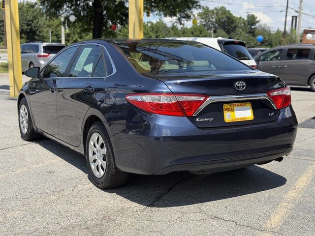 2015 Toyota Camry 4dr Sedan I4 Automatic LE - 23065669 - 4