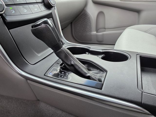 2015 Toyota Camry 4dr Sedan I4 Automatic LE - 22940413 - 16