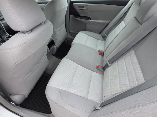 2015 Toyota Camry 4dr Sedan I4 Automatic LE - 22940413 - 8