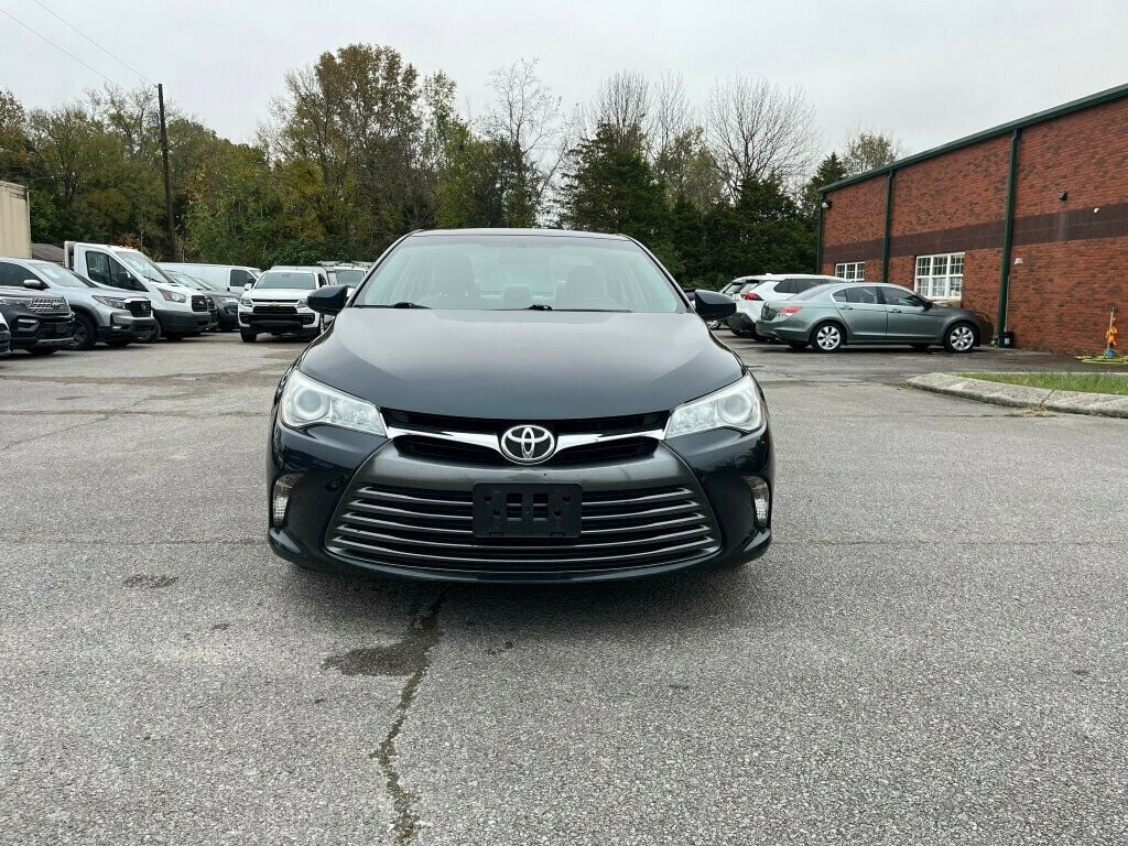 2015 Toyota Camry 4dr Sedan I4 Automatic LE - 22657636 - 1