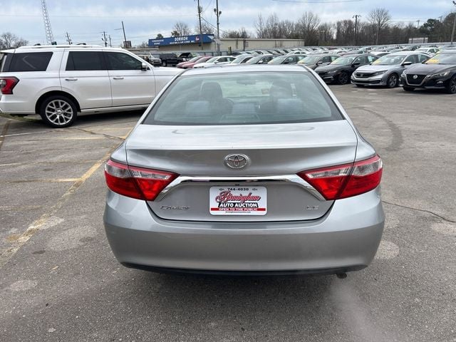 2015 Toyota Camry 4dr Sedan I4 Automatic LE - 22958597 - 4