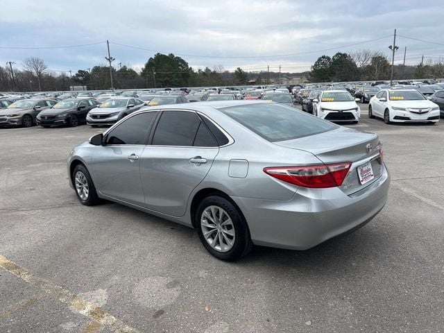 2015 Toyota Camry 4dr Sedan I4 Automatic LE - 22958597 - 5