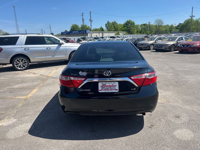 2015 Toyota Camry 4dr Sedan I4 Automatic LE - 23013377 - 4