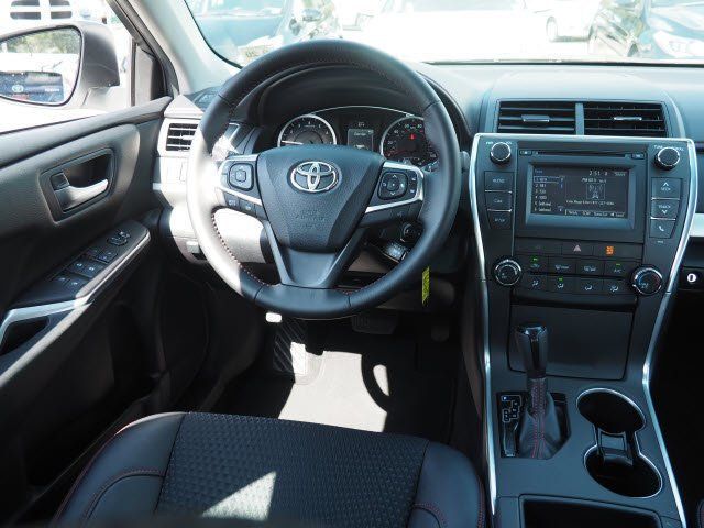 2015 Toyota Camry 4dr Sedan I4 Automatic LE - 18340626 - 7