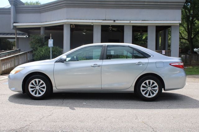 2015 Toyota Camry 4dr Sedan I4 Automatic LE - 23051552 - 3
