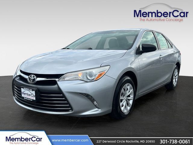 2015 Toyota Camry 4dr Sedan I4 Automatic LE - 22997317 - 0