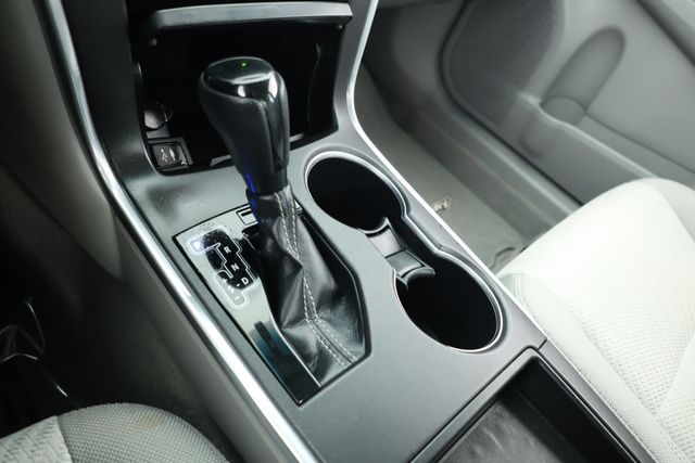 2015 Toyota Camry 4dr Sedan I4 Automatic LE - 22933236 - 13