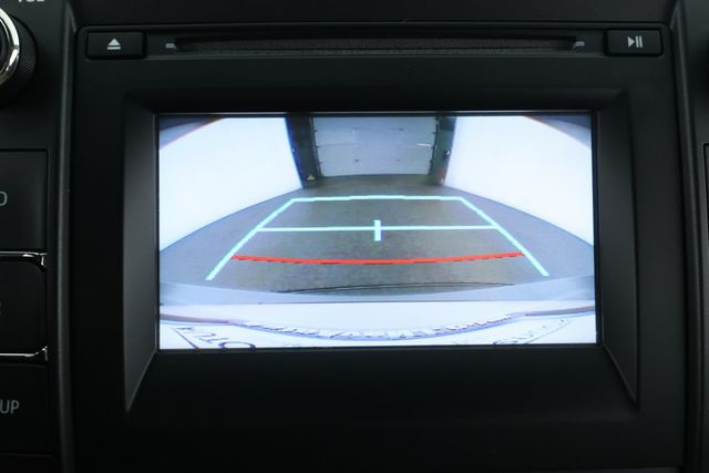 2015 Toyota Camry 4dr Sedan I4 Automatic LE - 22933236 - 16