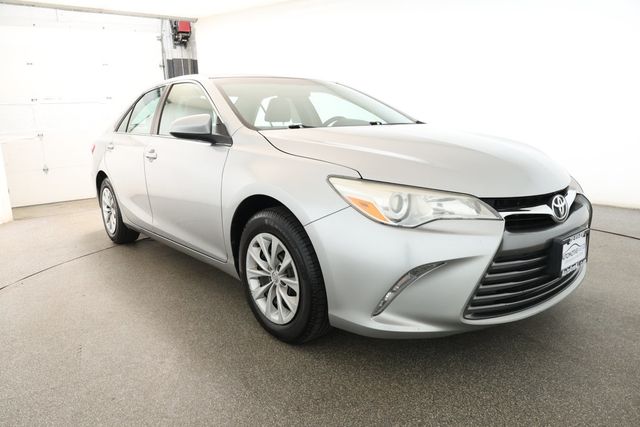 2015 Toyota Camry 4dr Sedan I4 Automatic LE - 22933236 - 2