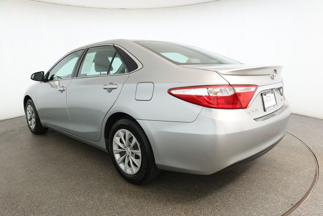 2015 Toyota Camry 4dr Sedan I4 Automatic LE - 22933236 - 5