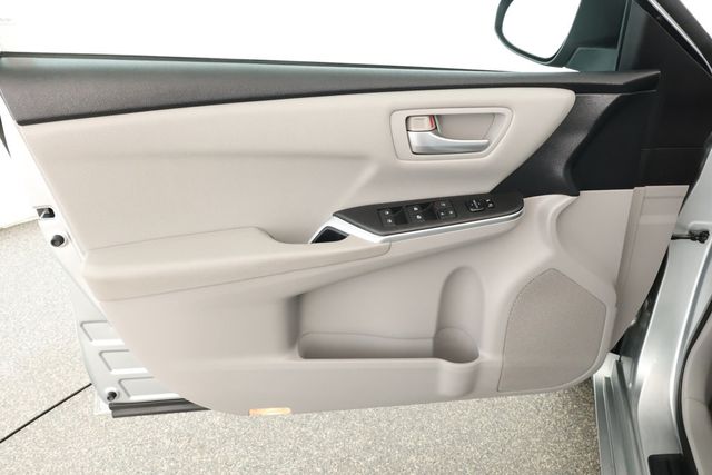 2015 Toyota Camry 4dr Sedan I4 Automatic LE - 22933236 - 7