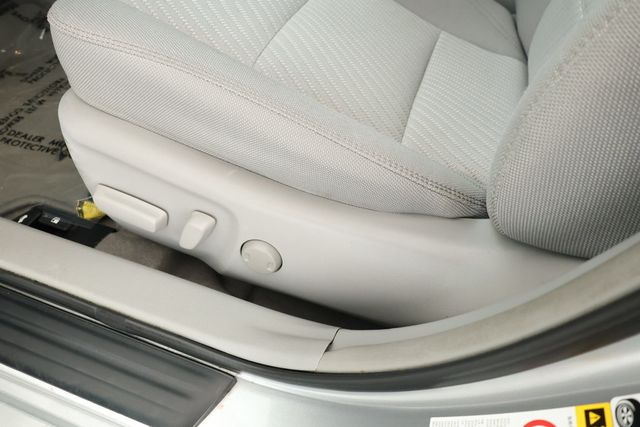 2015 Toyota Camry 4dr Sedan I4 Automatic LE - 22933236 - 8