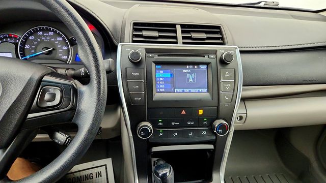2015 Toyota Camry 4dr Sedan I4 Automatic LE - 23033390 - 16