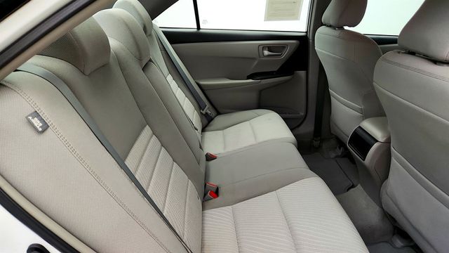 2015 Toyota Camry 4dr Sedan I4 Automatic LE - 23033390 - 20