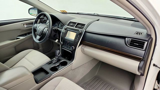 2015 Toyota Camry 4dr Sedan I4 Automatic LE - 23033390 - 22