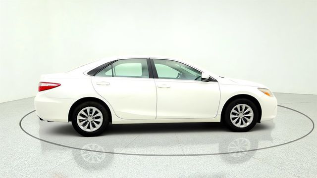 2015 Toyota Camry 4dr Sedan I4 Automatic LE - 23033390 - 3