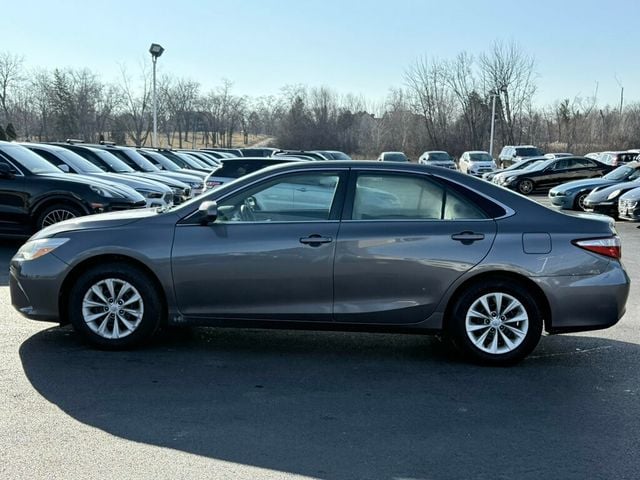 2015 Toyota Camry 4dr Sedan I4 Automatic LE - 22720730 - 15